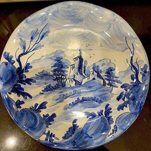 Ugo Zaccagnini Pottery Rare Mid 20th Century  Italian Faience Ruffled Plate